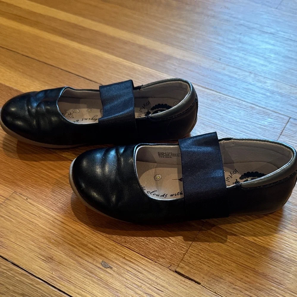 Livie & Luca Girls Black Mary Jane Flats with Elastic Strap